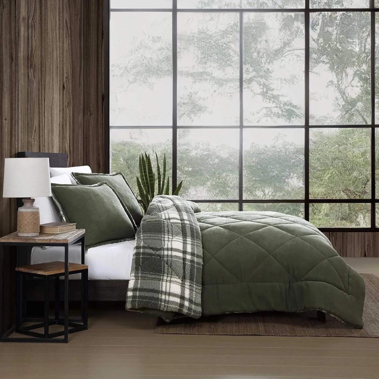 Eddie Bauer - Full/Queen Comforter Set, Reversible Microsuede Bedding with Matching Shams, Super Soft Plaid Home Decor, Oeko-Tex Certified (Big Lake Plaid Green, Full/Queen)